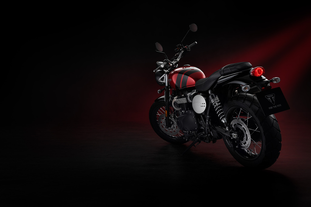 Scrambler900 R3qtrs C