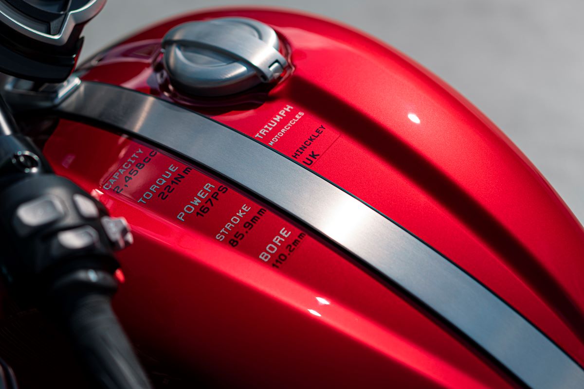 Rocket 3 GT 221 Details 3