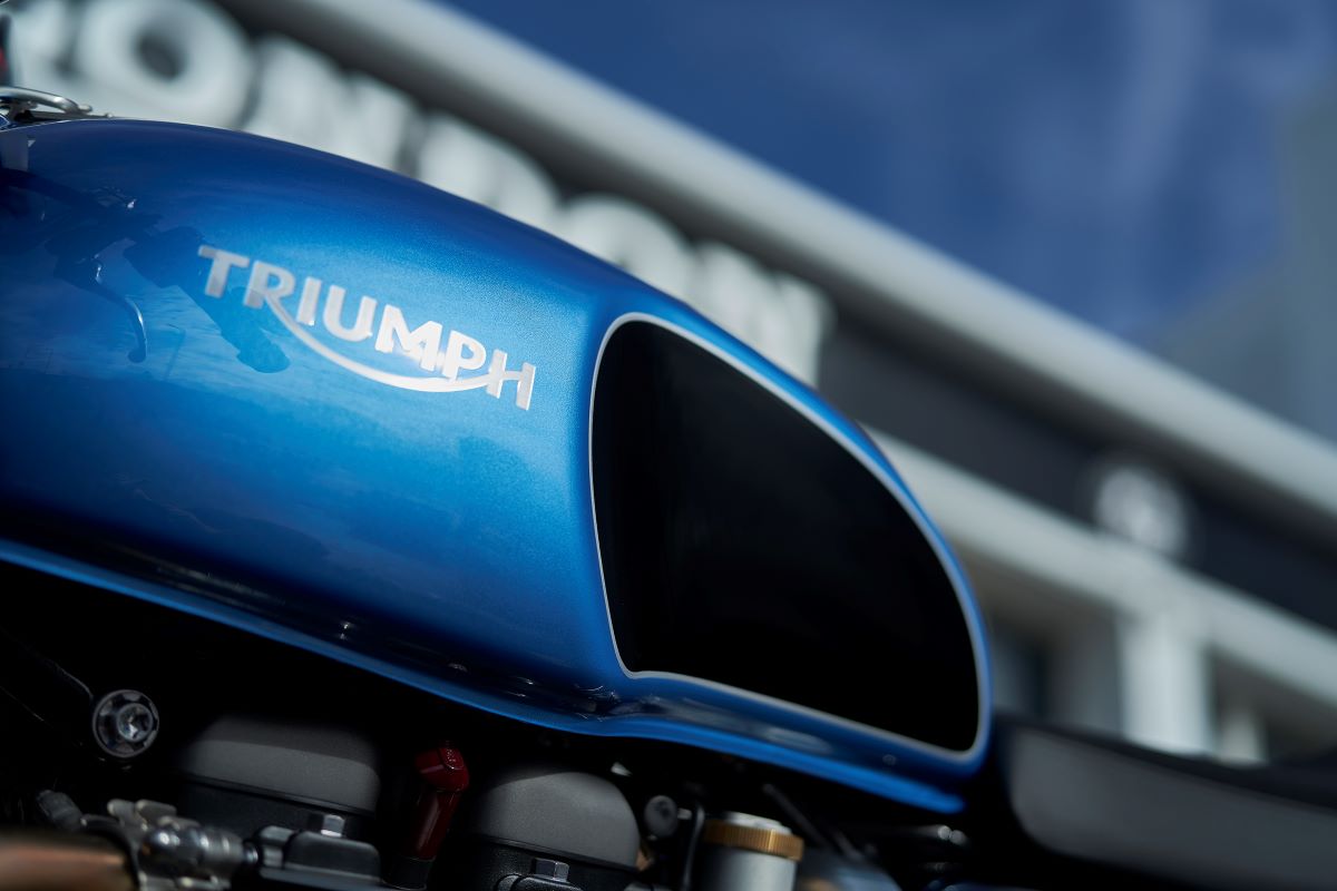 Thruxton Ton Up Details 1