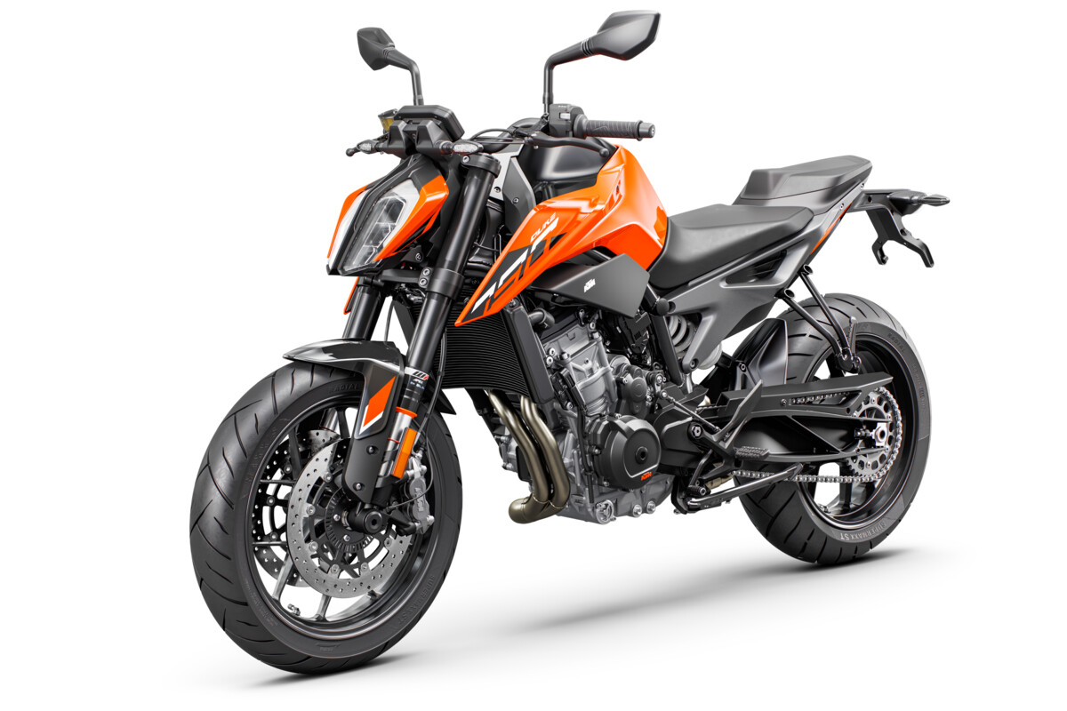 2023 KTM 790 DUKE 1