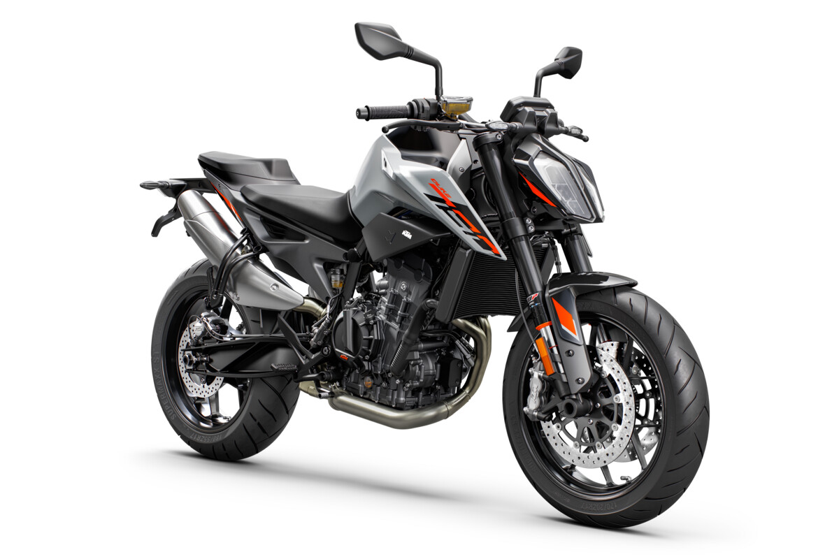 2023 KTM 790 DUKE 3
