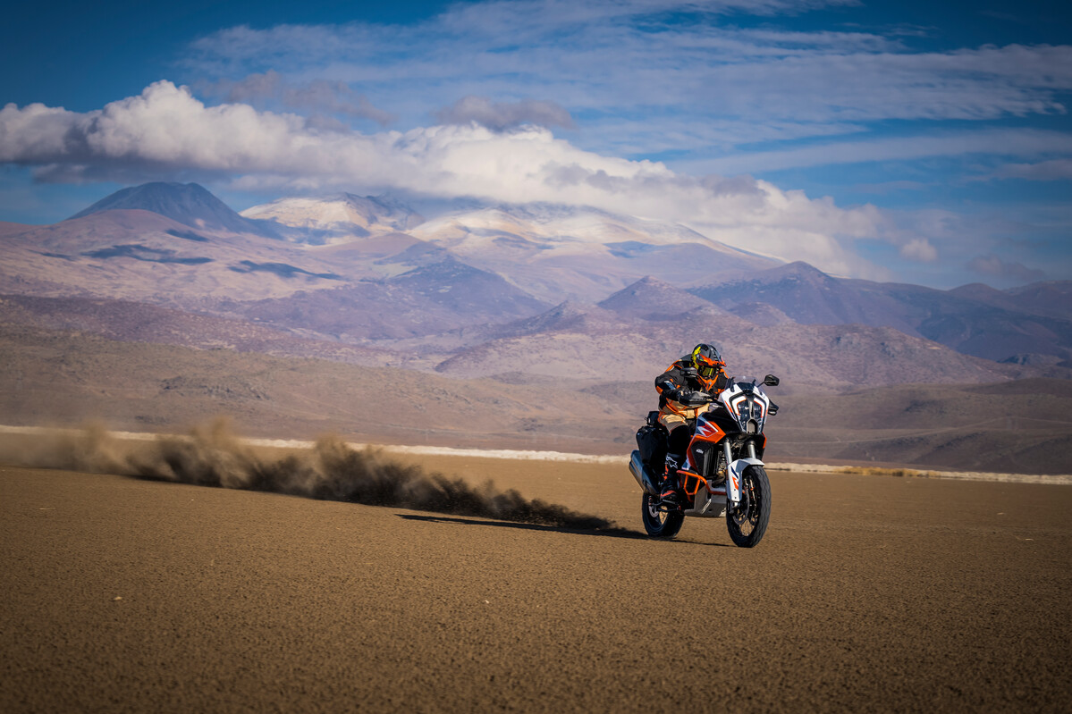 2023 KTM 1290 SUPER ADVENTURE R 7