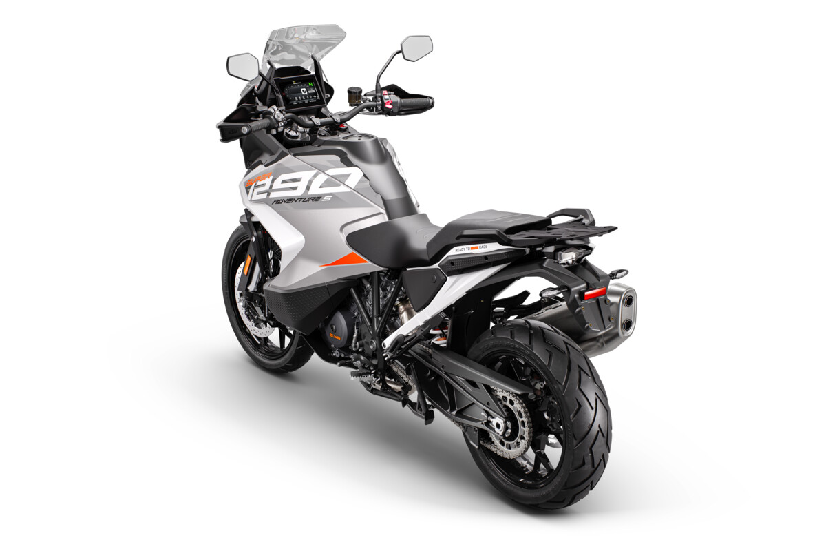 2023 KTM 1290 SUPER ADVENTURE S 13