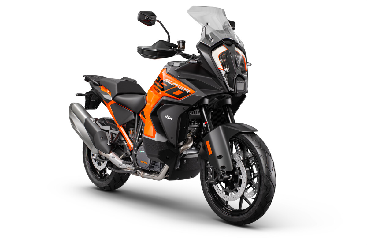 2023 KTM 1290 SUPER ADVENTURE S 9