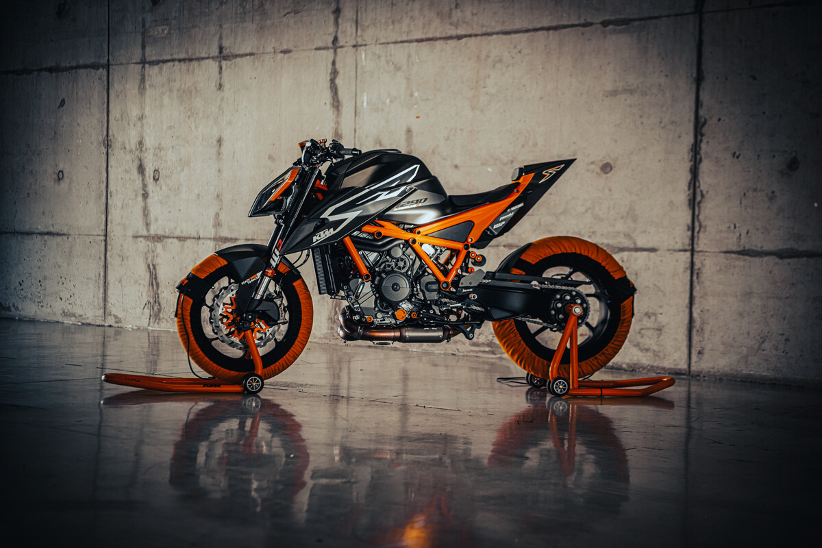 2023 KTM 1290 SD RR Bild 8